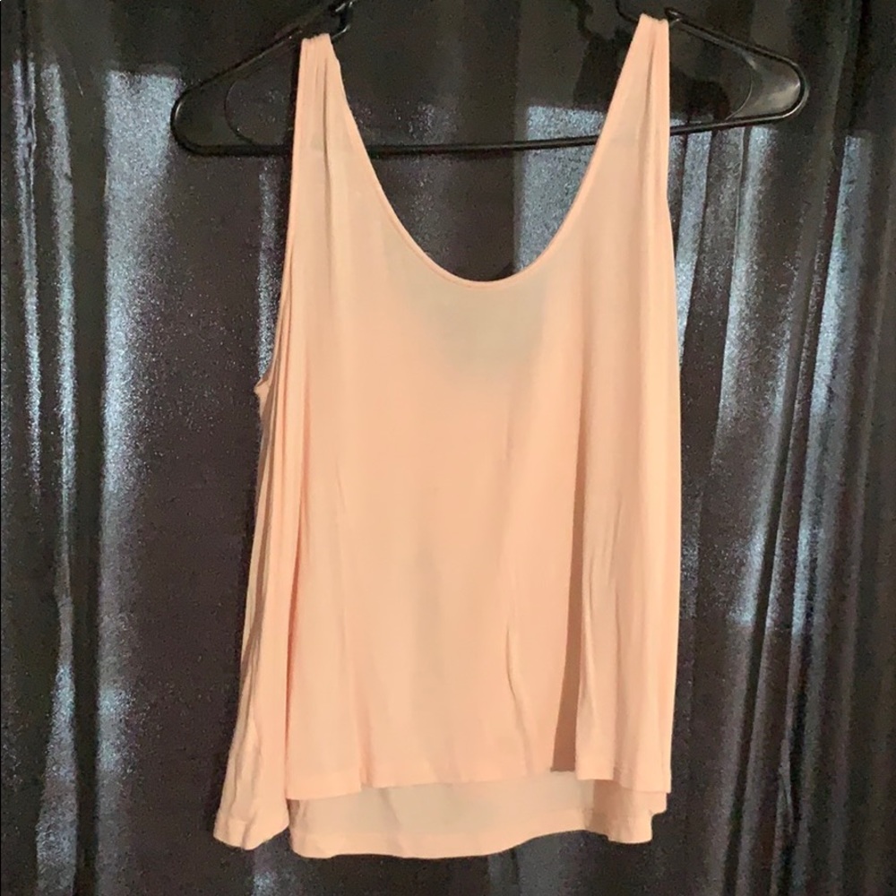 Flowy tank!